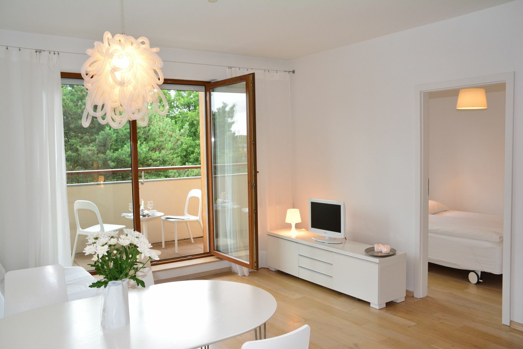 Apartament Pod Sosnami Ustka Eksteriør bilde